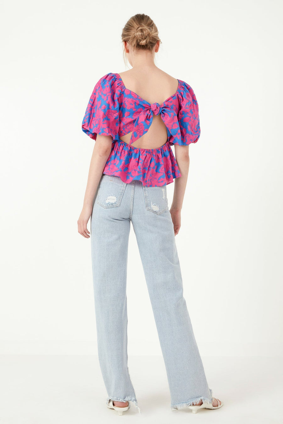 FREE THE ROSES - Floral Puff Sleeve Top - TOPS available at Objectrare