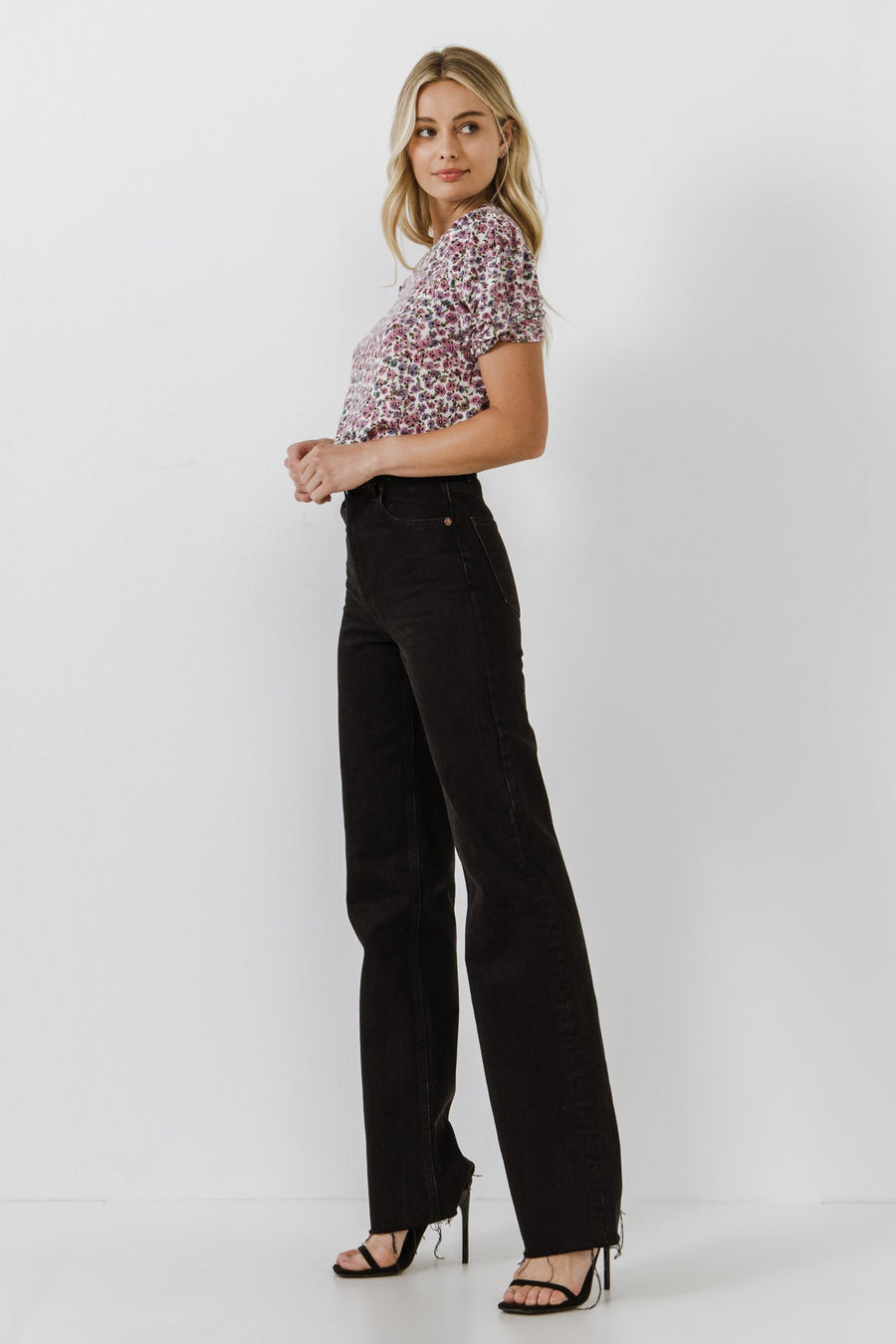 FREE THE ROSES - Floral Twist Sleeve Detail Knit Top - TOPS available at Objectrare