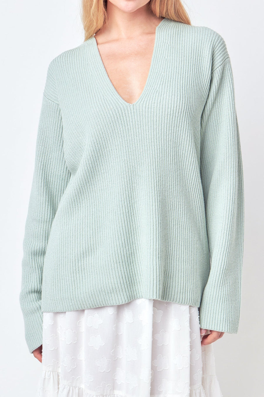 FREE THE ROSES - V-neckline Long Sleeve Sweater - SWEATERS & KNITS available at Objectrare