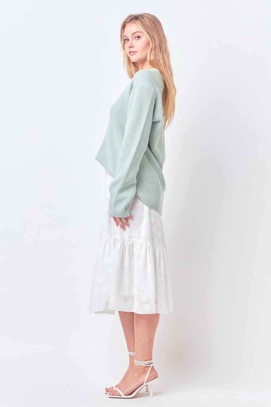 FREE THE ROSES - V-neckline Long Sleeve Sweater - SWEATERS & KNITS available at Objectrare